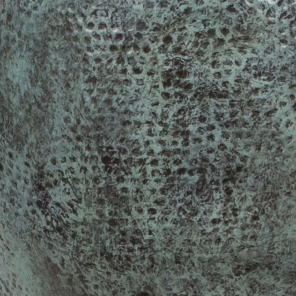 AV24HB_88826_TEXTURE_AURA_VASE_2000x2000.webp