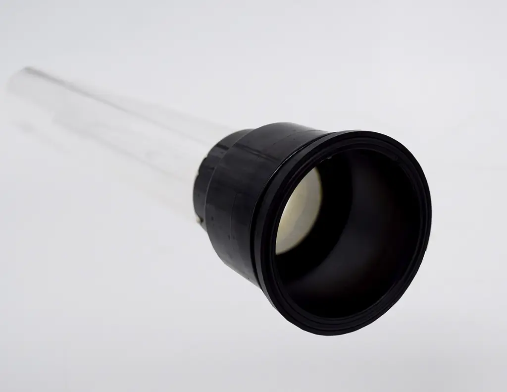 PC36SN_Pro-Clear_PlasticUVClarifier_Sleeve-EndCloseUp_RGB300_SM.webp