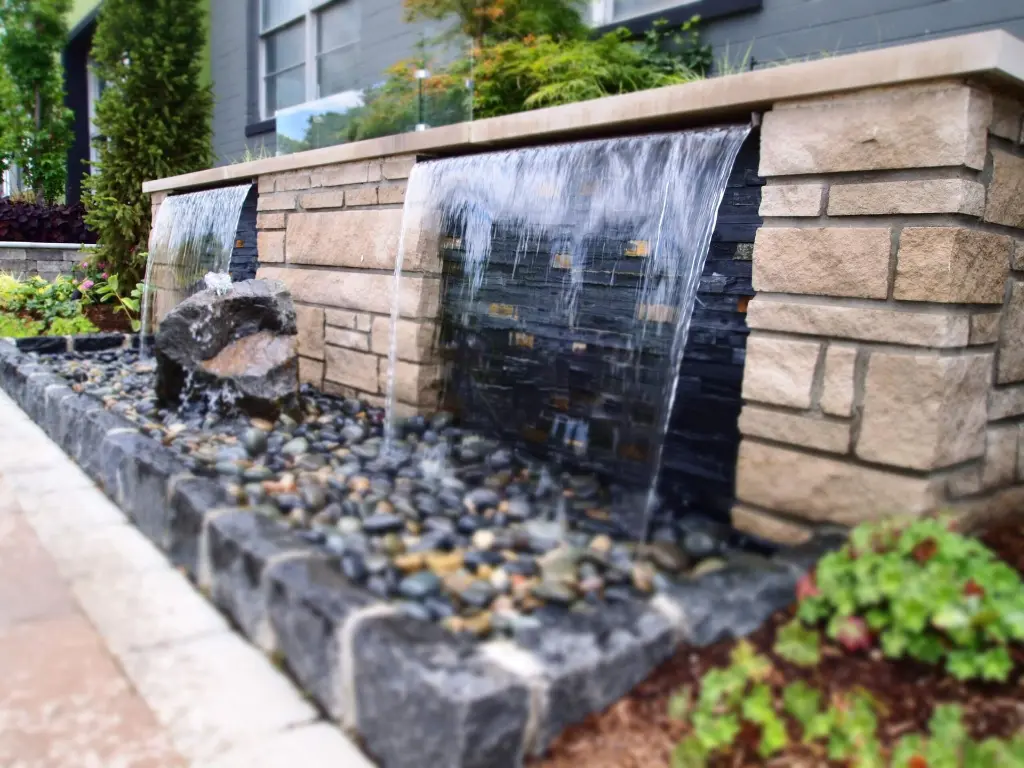 HB35K_ViantiFalls_GreatLakesLandscapeDesignMI-scaled-1.webp