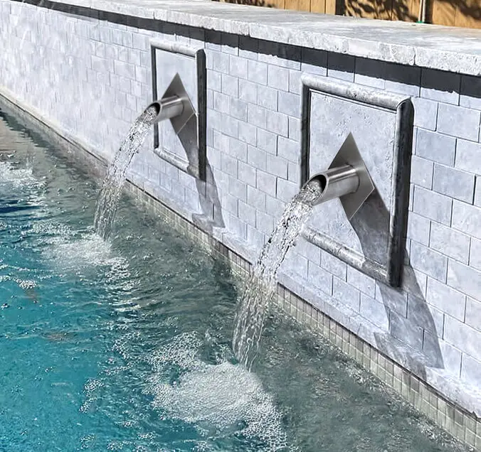 SWS2DN_StainlessSteel_WallScupper_Diamond_InUse-copy.webp
