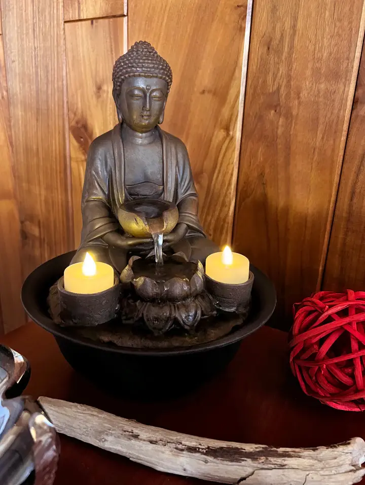 Mantra-Illuminate-Lifestyle-2_720x.webp
