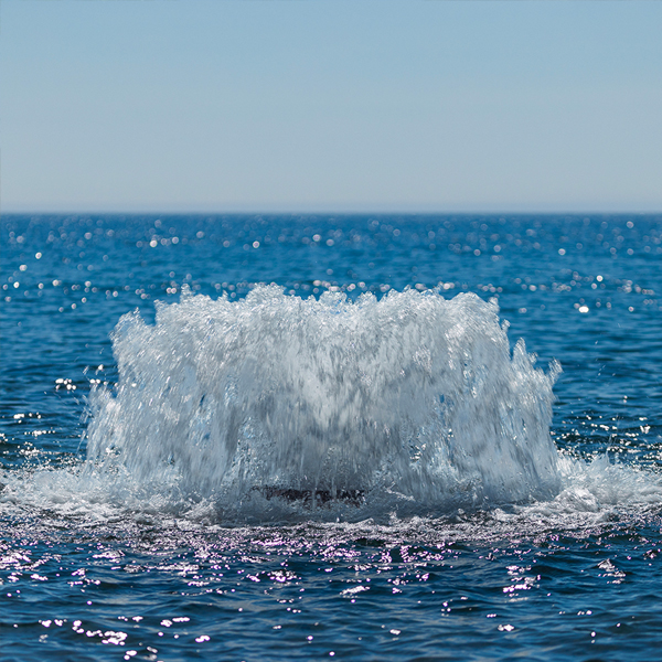Kasco-Surface-Aerators-2HP-lake.webp