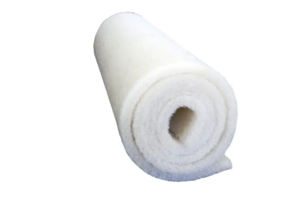 AQUASCAPE COARSE FILTER MEDIA ROLL - 1.25" THICK - 10' L X 56" W (305 X 142 CM)