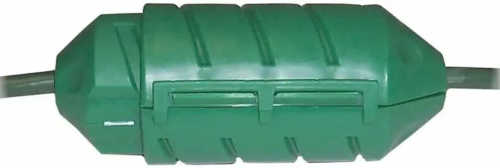 Farm Innovators Cord Connect™ - Outdoor Green