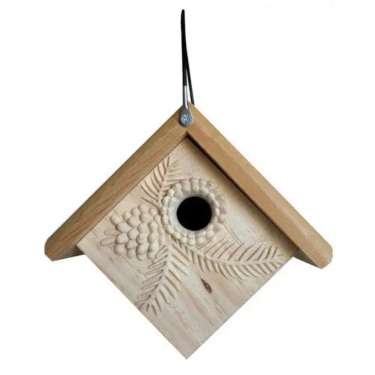 Welliver Outdoors Carved Wren - Pinecone